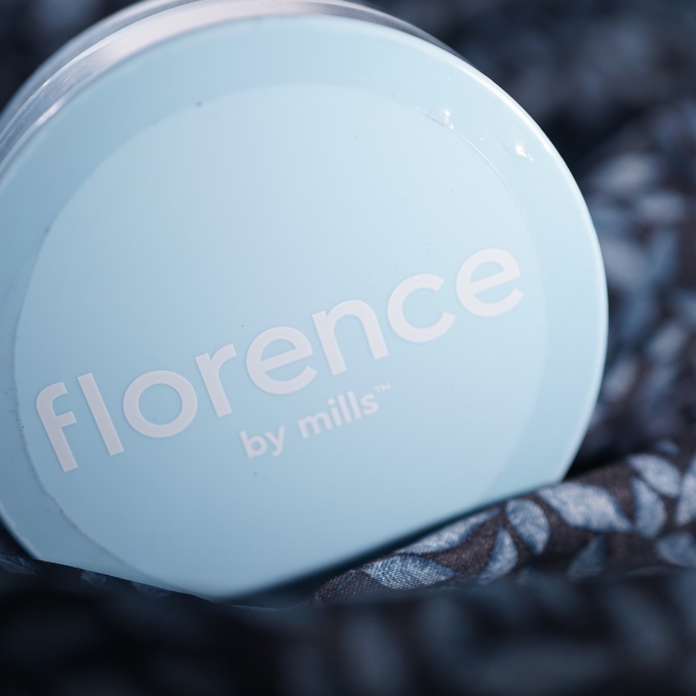 florence by mils Surfing Under the Eyes Hydrating Treatment Gel Pads
